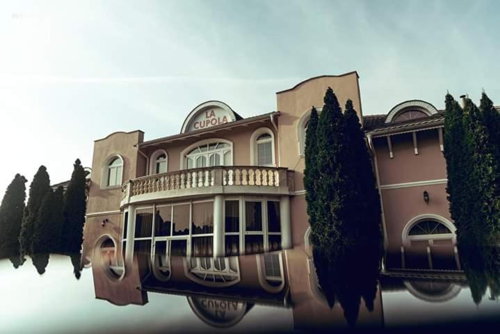 Pension La Cupola Târgu-Mureş Zewnętrze zdjęcie